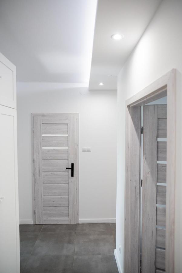 Apartament Blisko Wszedzie Ostrowiec Świetokrzyski Exterior foto