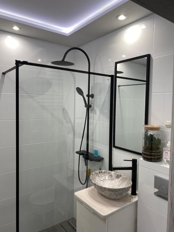 Apartament Blisko Wszedzie Ostrowiec Świetokrzyski Exterior foto